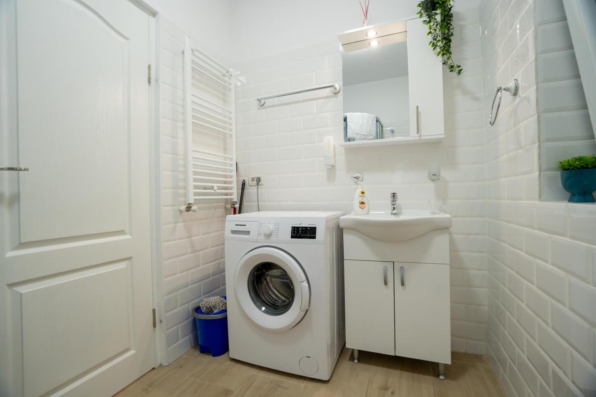 Lovely New Balcony Apartment Cismigiu Park - Pop5 Bucharest Luaran gambar